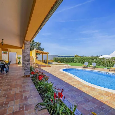 Villa David By *